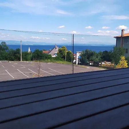 Apartment Urban With Its Own Parking Space Lovran